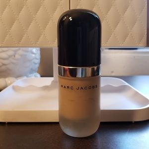Marc Jacobs re(marc)able full coverage foundation